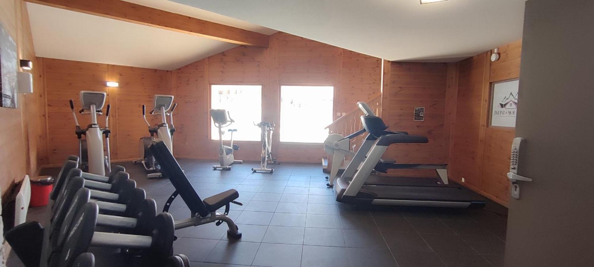 T2 + Coin Montagne - Wifi/Piscine - Les Orres 1800 Apartman Kültér fotó